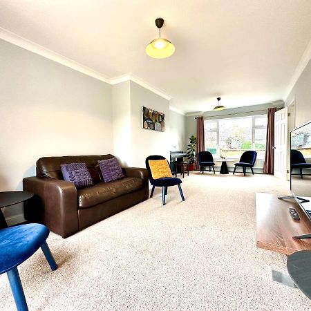 Spacious 3 Double Bedroomed House In Bicester Exteriér fotografie
