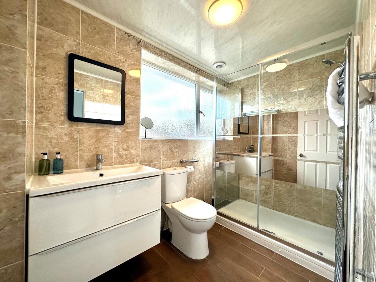 Spacious 3 Double Bedroomed House In Bicester Exteriér fotografie